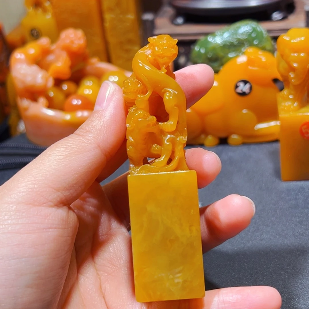 田黄石鹏**满石雕石雕石雕