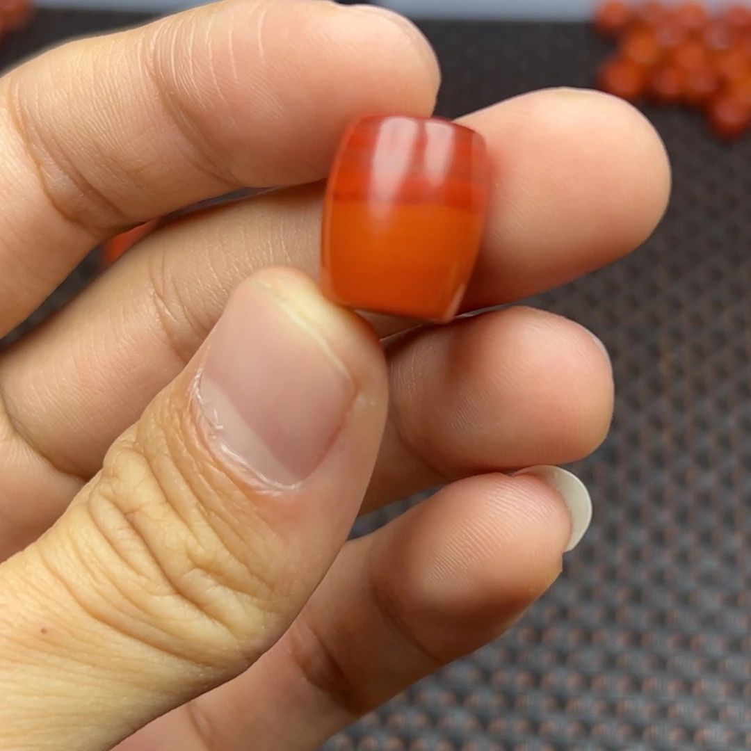 南红玛瑙未镶嵌挂件