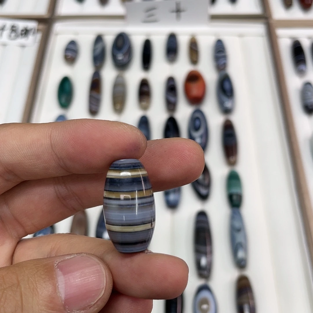 玛瑙/玉髓颈饰合金黑****人
