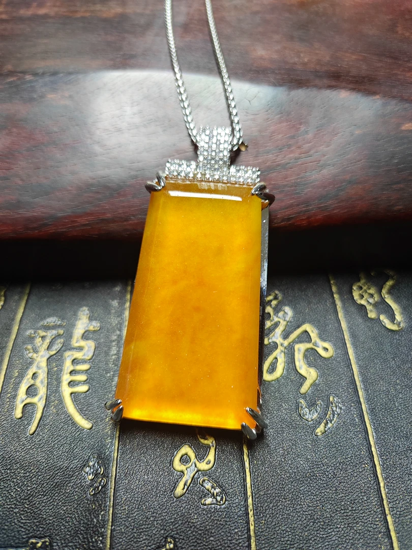 F黄无事牌吊坠多样性发货任意一条