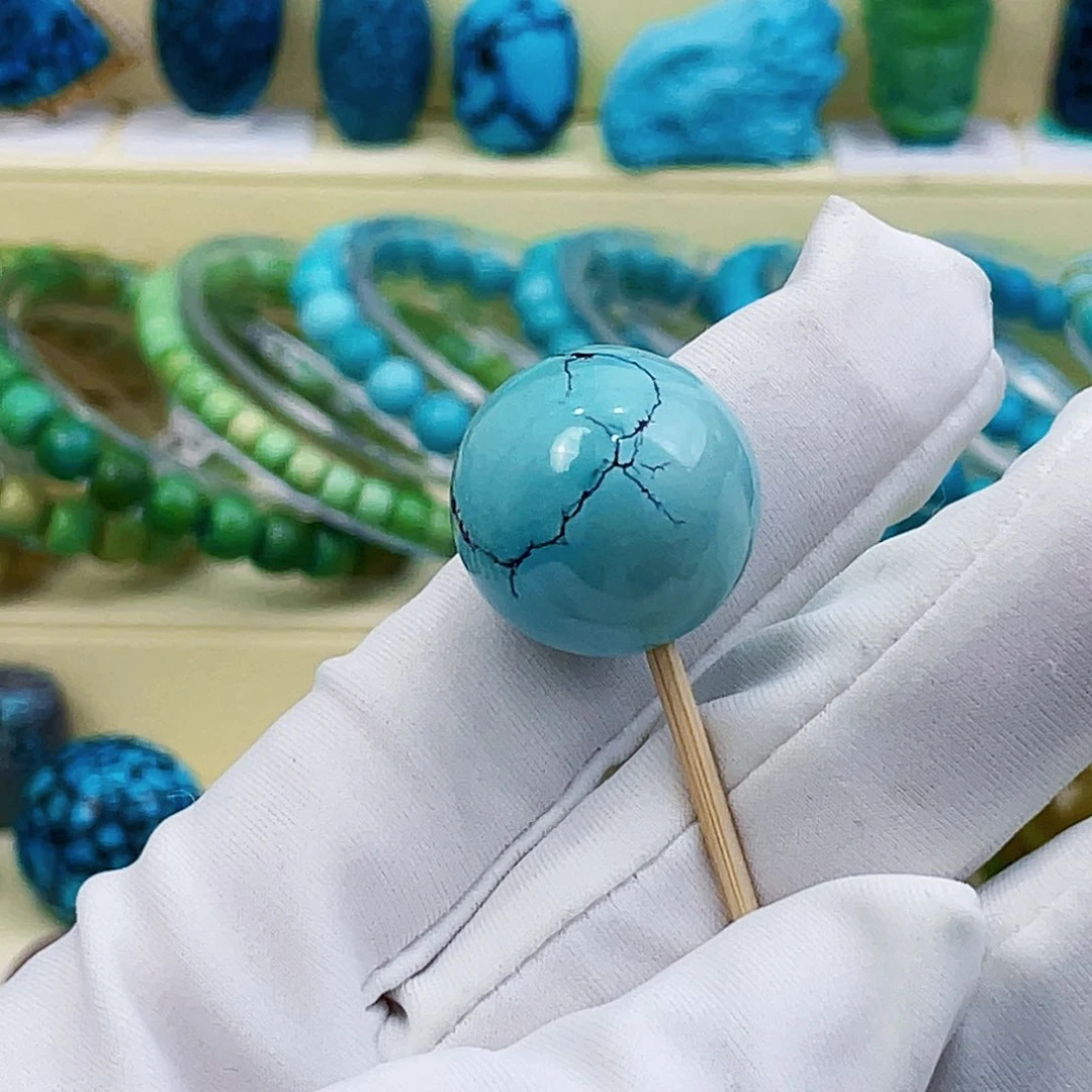 绿松石未镶嵌颈饰