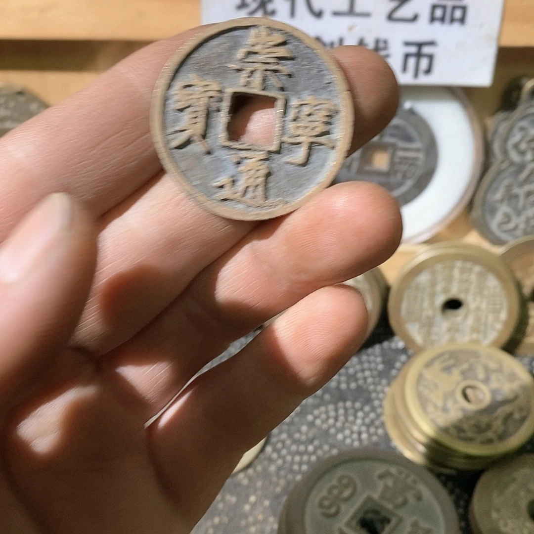 铜爱****?翻砂铸造现代工艺品