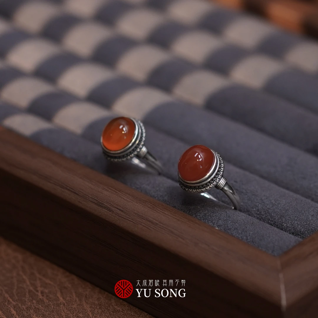 【W1774】原矿无胶保山南红戒指-首席严选 S925银镶嵌-多样性发其一