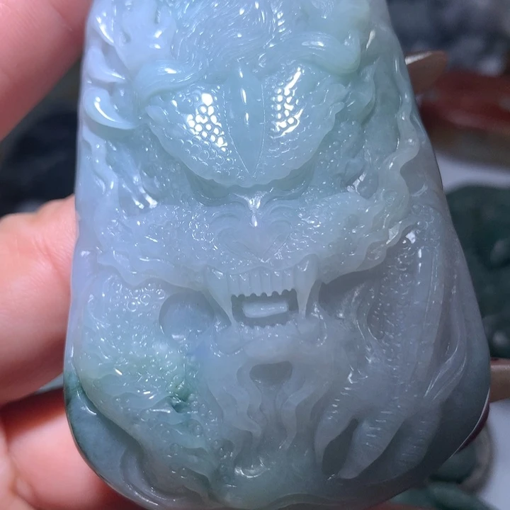 翡翠未镶嵌颈饰保真天然A货翡翠