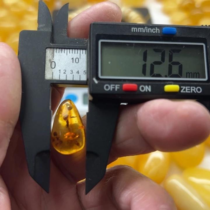 琥珀未镶嵌裸石原矿