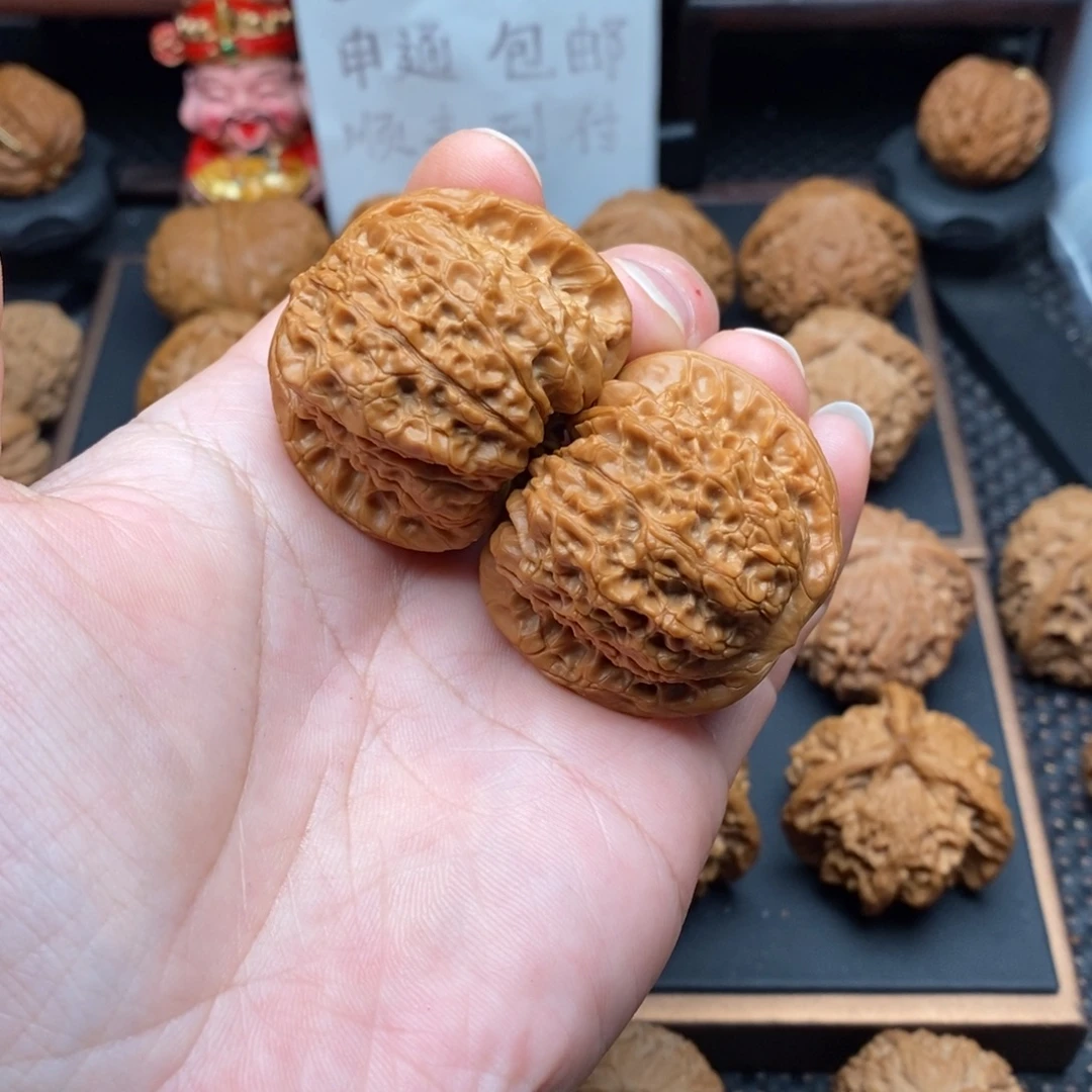 把件文玩核桃血麒麟41.5尺