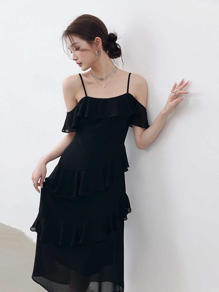 法式气质吊带连衣裙夏季显瘦收腰设计高级感裙子