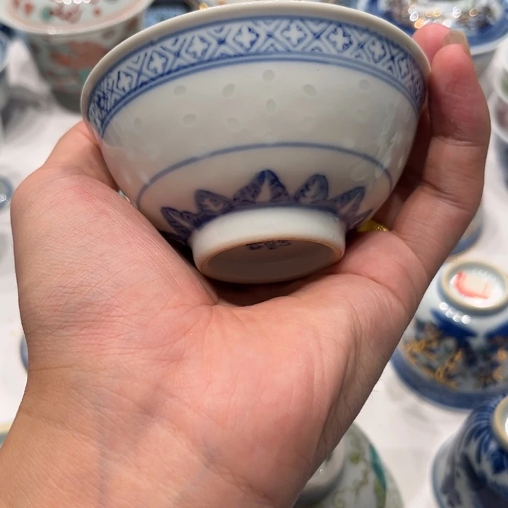 根***来景德镇陶瓷杯子的