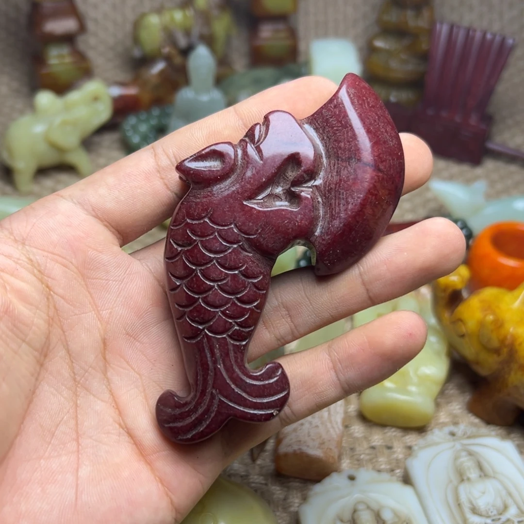 未镶嵌蛇纹石玉颈饰