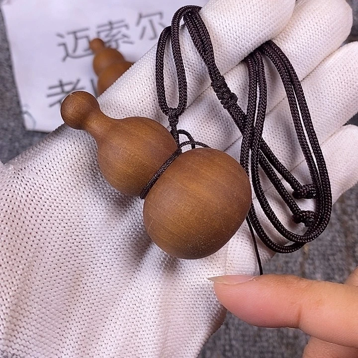 檀香木手串/手链老山檀香黑肉大葫芦6公分
