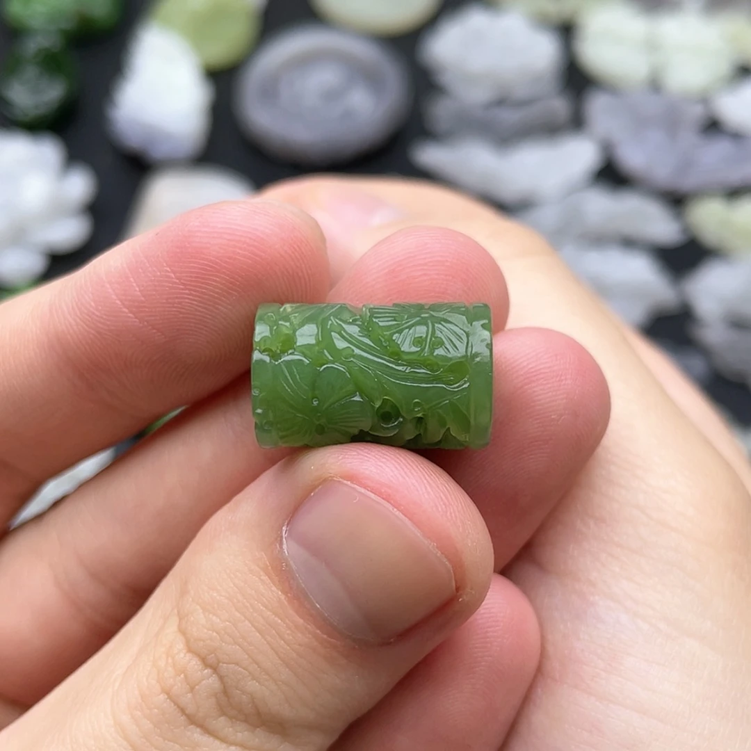 【闪购商品】颈饰未镶嵌和田玉