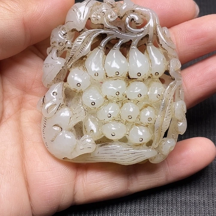 古***主和田玉（白玉）未镶嵌把件