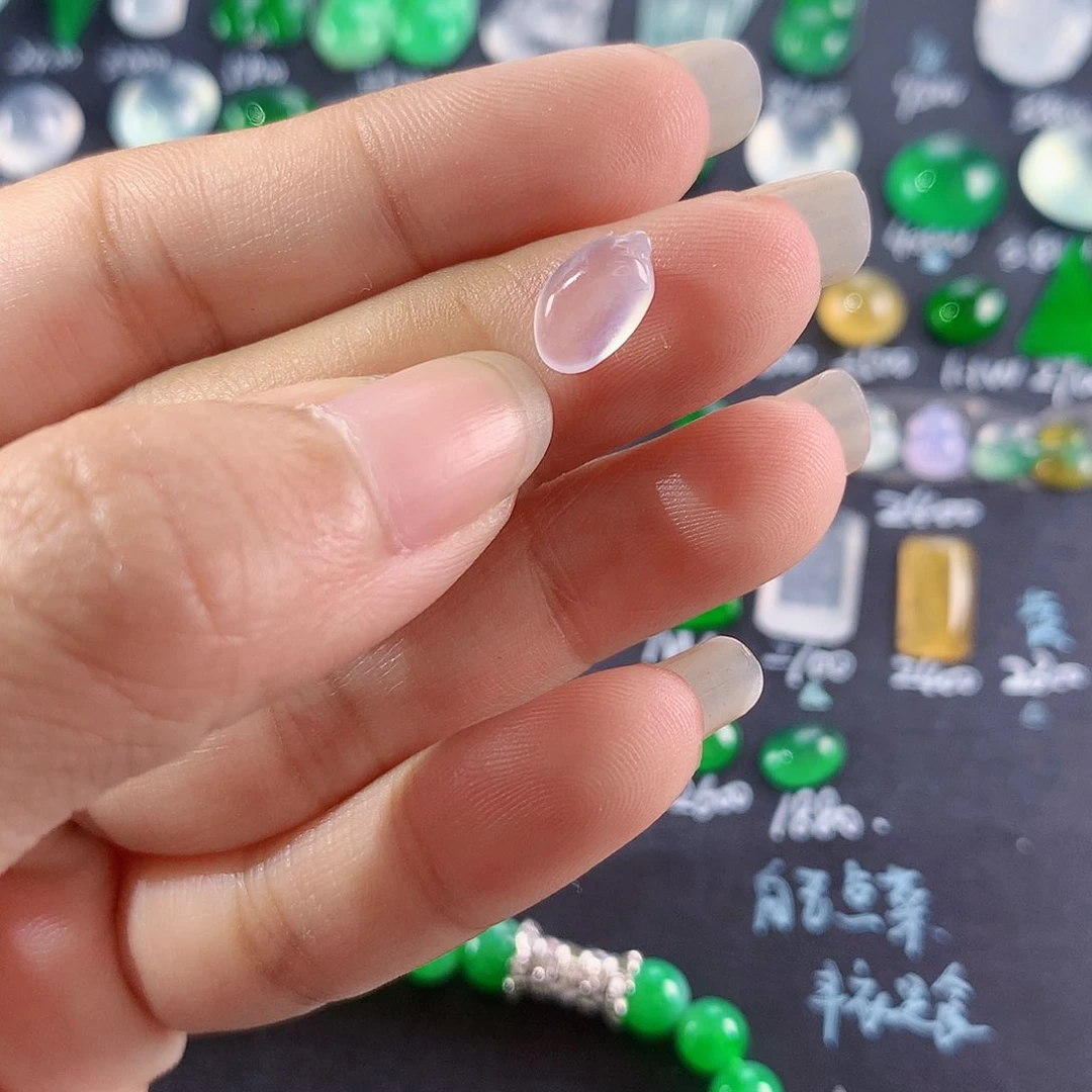 【闪购商品】翡翠颈饰未镶嵌冰瓜