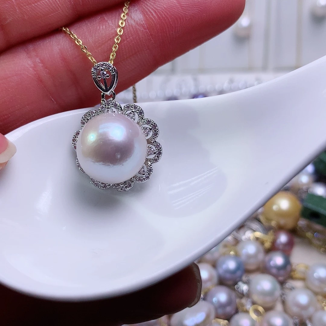 淡水珍珠吊坠(赠链)未镶嵌