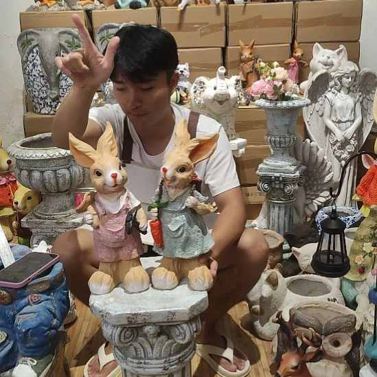 合成树脂彼得兔一对