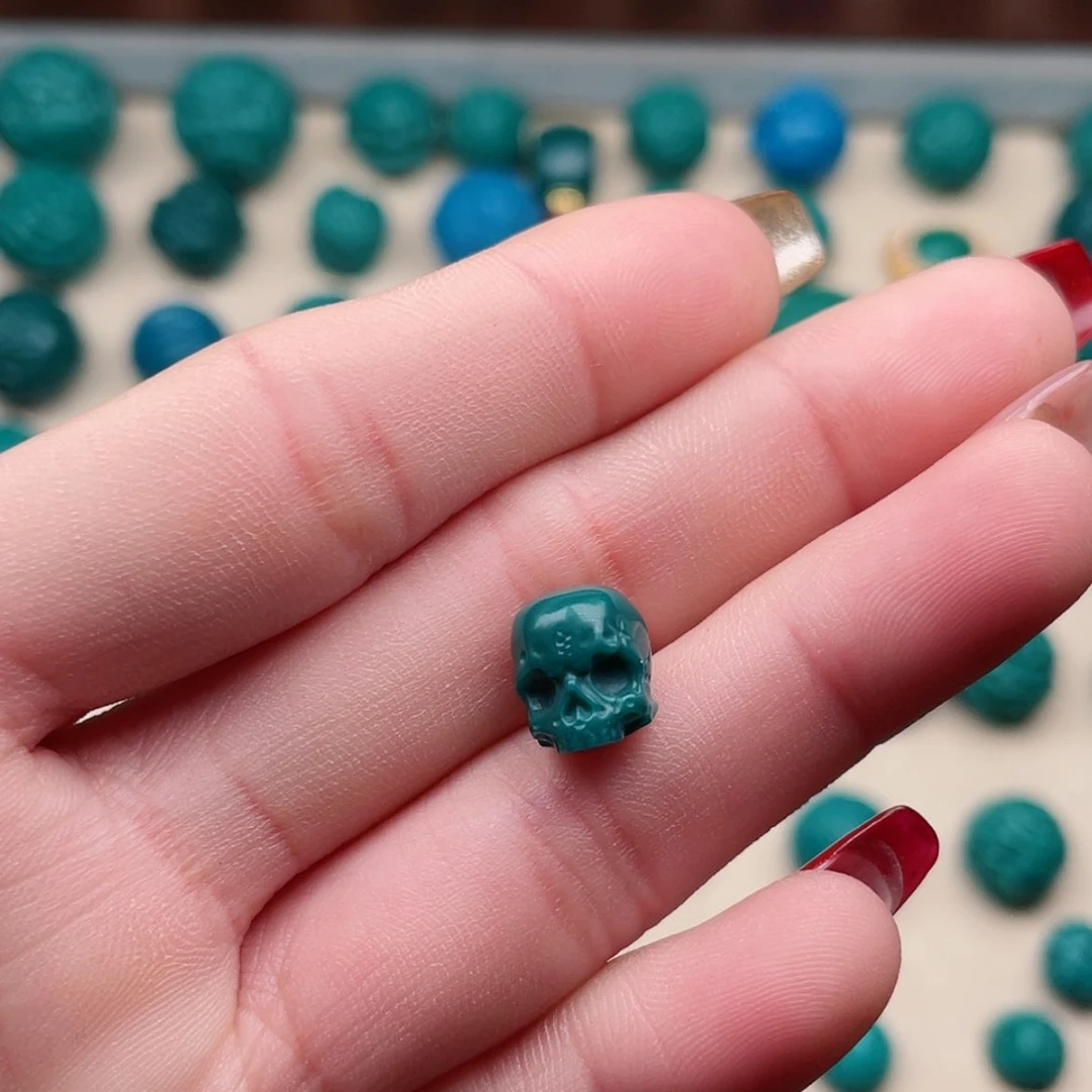 【闪购商品】玻璃颈饰地狱色骷髅0.8左右一个