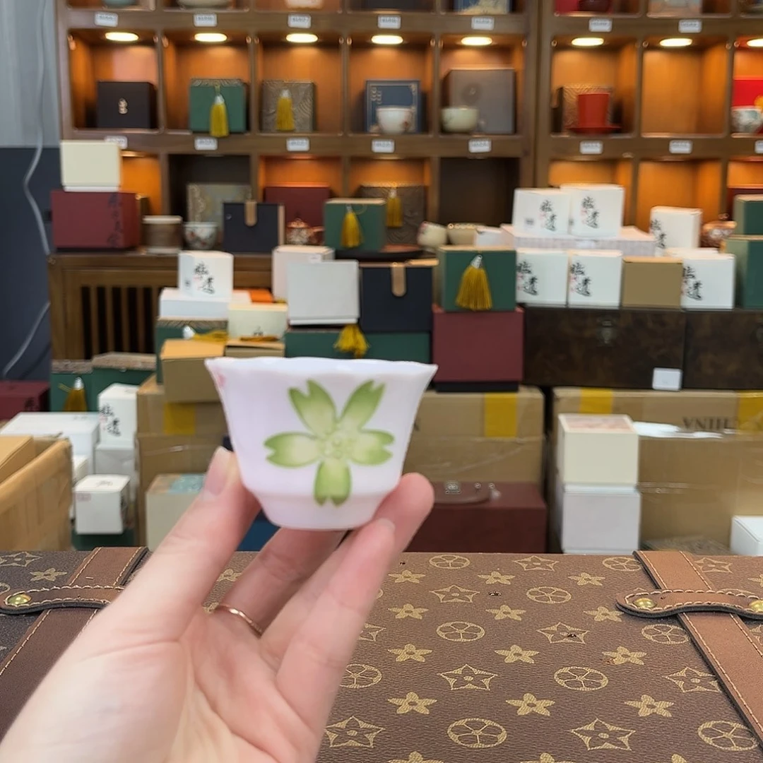 杯子哈哈哈哈哈哈哈哈哈