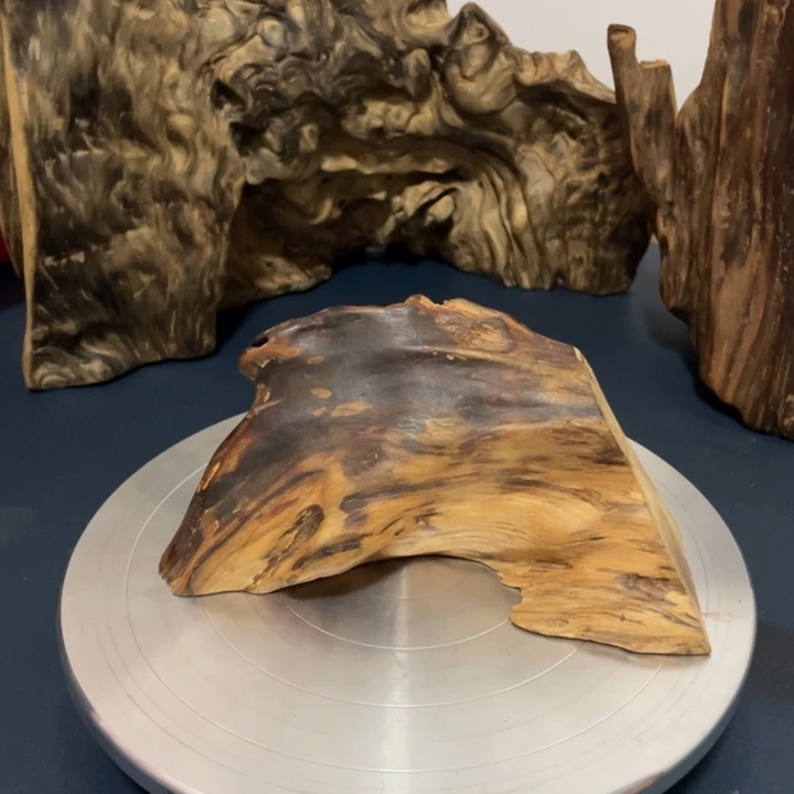 木横摆。  桌面摆件