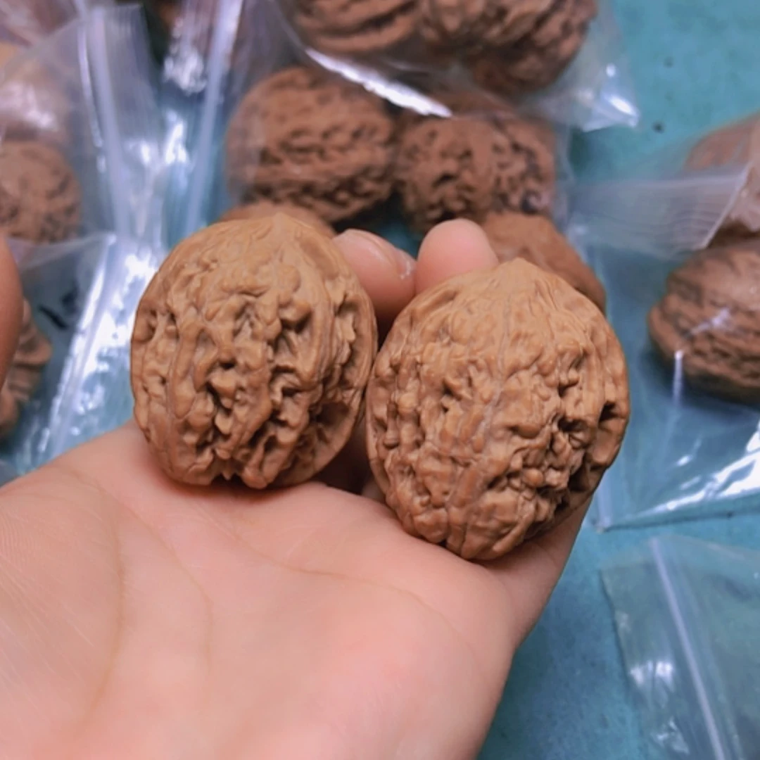 【闪购商品】摆件核桃34红锦鲤全品