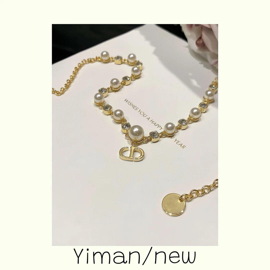 铜合金仿珍珠项链 微镶猪鼻子字母吊坠珠珠项链MZ3531