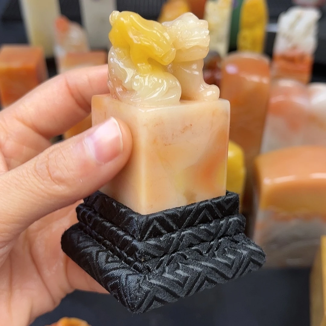 昌化石印石噔***1这种天气还穿什么呢好