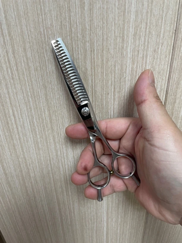 日本剪刀喜田六寸无痕牙剪去年15~20随意抽拉粉末钢成色如新