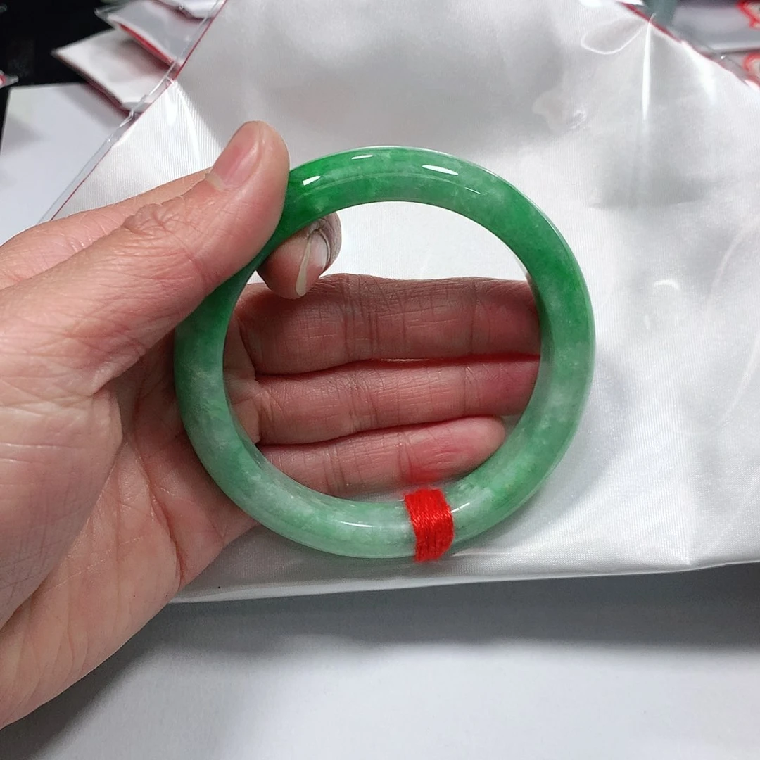 翡翠手镯未镶嵌桃***-天然缅甸A货翡翠手镯