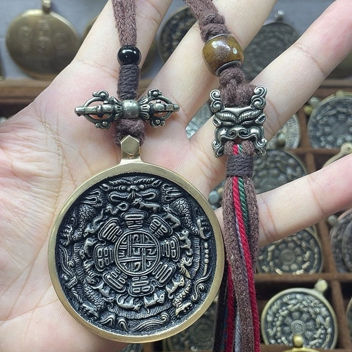 金银版火焰熊九宫八卦牌腰挂包挂