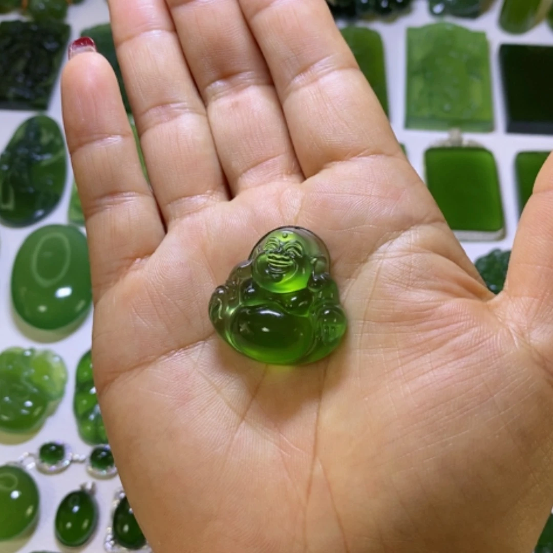 【闪购商品】蛇纹石玉颈饰未镶嵌