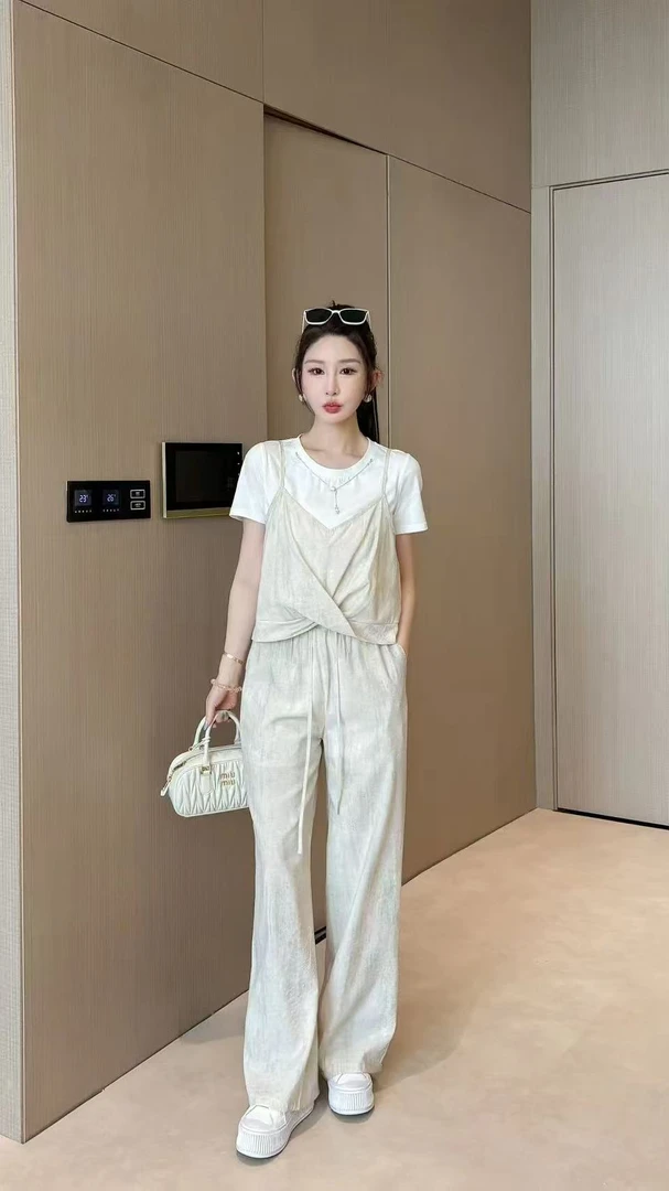 8515【衣长48裤长100】新款时尚套装女设计感搭配高腰阔腿裤两件套