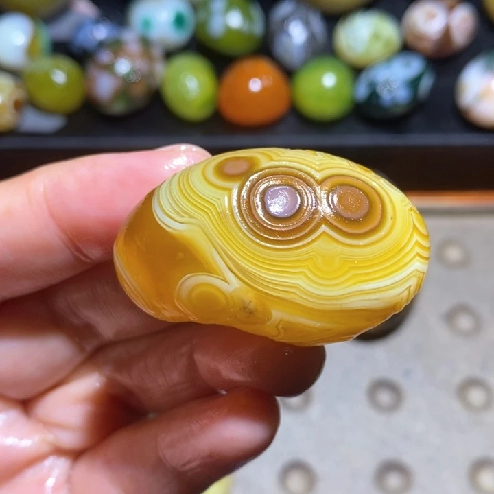 玛瑙/玉髓未镶嵌珠宝半成品