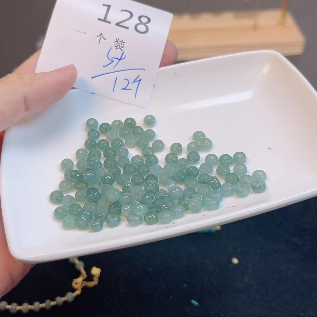 水晶珠宝半成品未镶嵌128 。