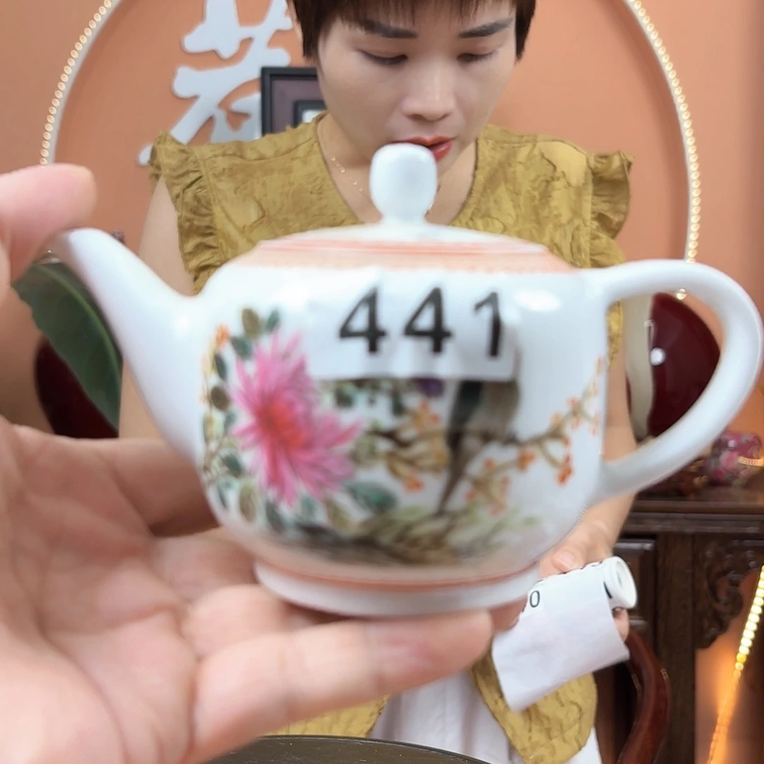 景德镇陶瓷手绘壶