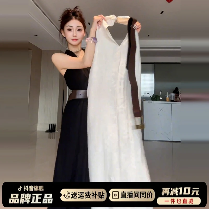 白色无袖挂脖吊带连衣裙子女夏季2025年新款海边度假法式气质长裙