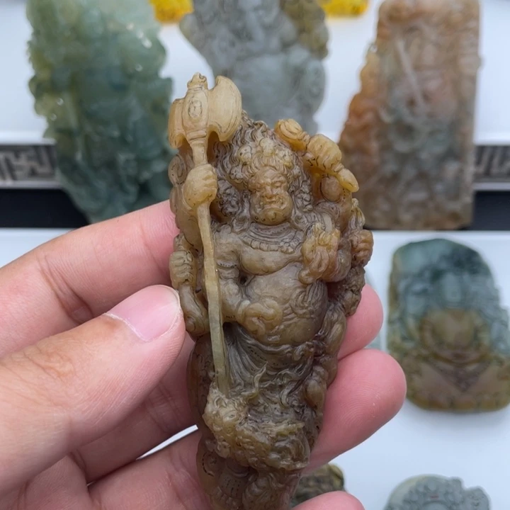 未镶嵌定制翡翠大黑天