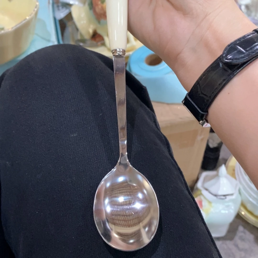 瓷2个大，勺1111111111111111111