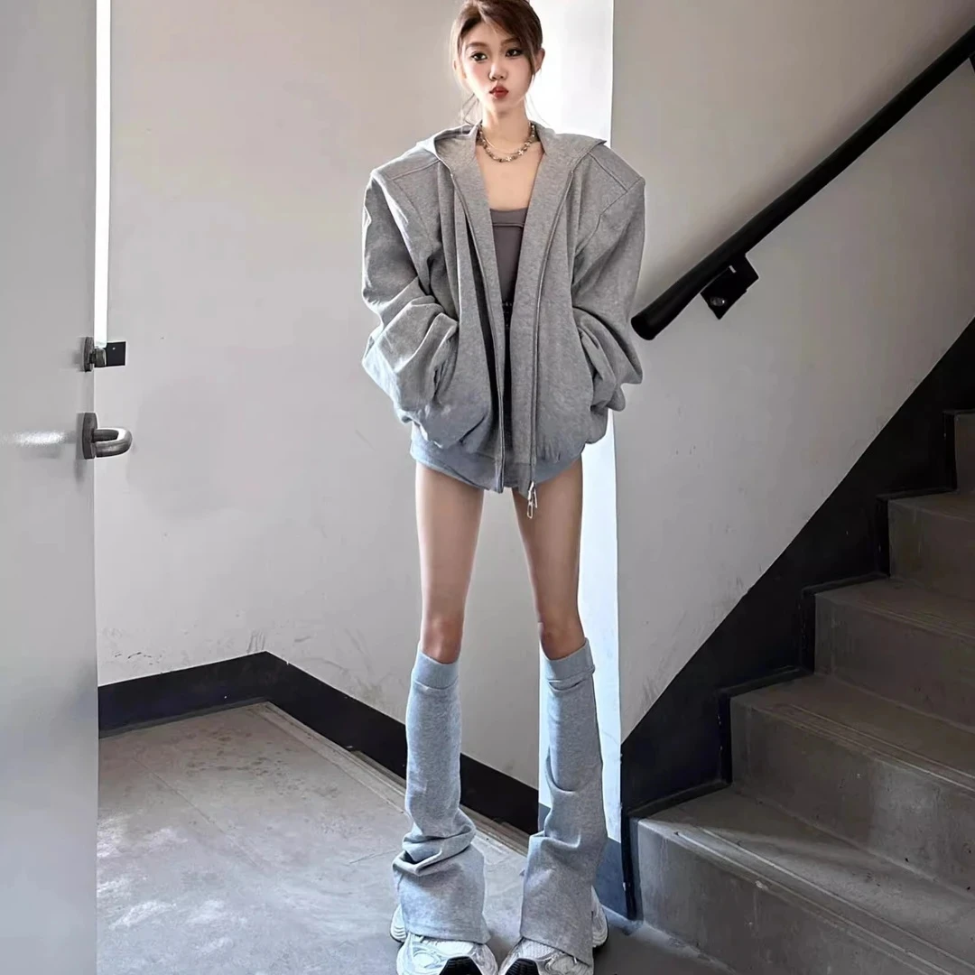 韩系运动风卫衣套装女时尚体闲宽松氛围感连帽灰色卫衣短裤两件套