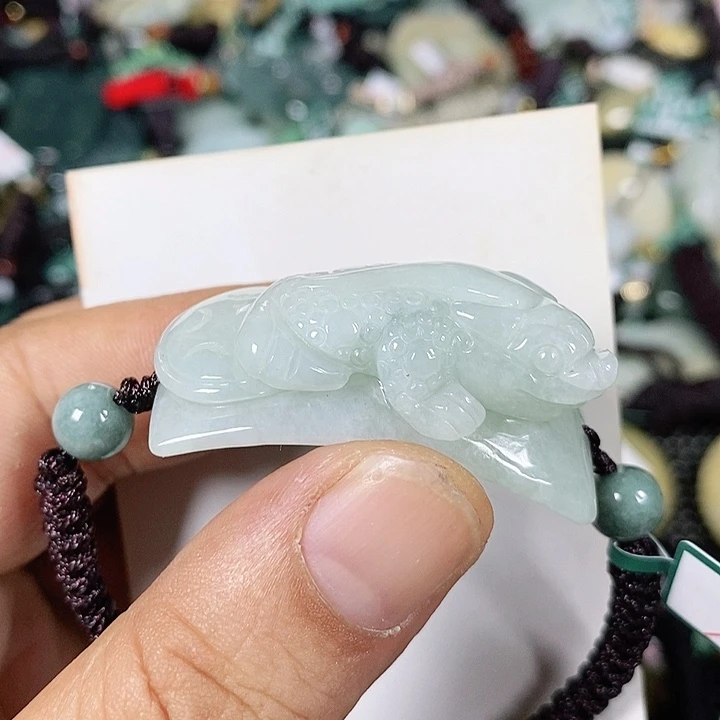 翡翠未镶嵌颈饰天然翡翠玉A货配证书