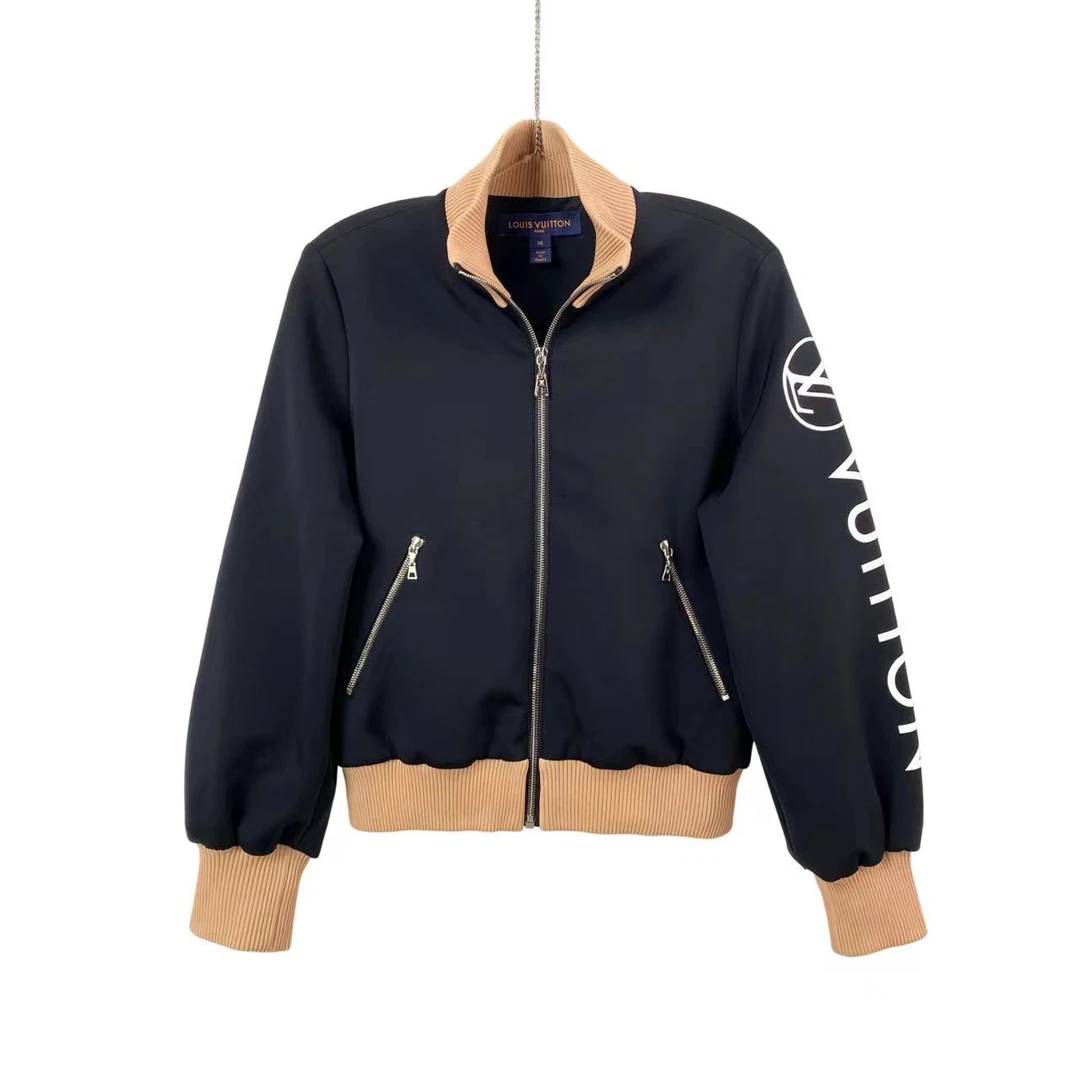 99新 LouisVuitton/路易威登  aa1510 黑色袖边logo外套 38码