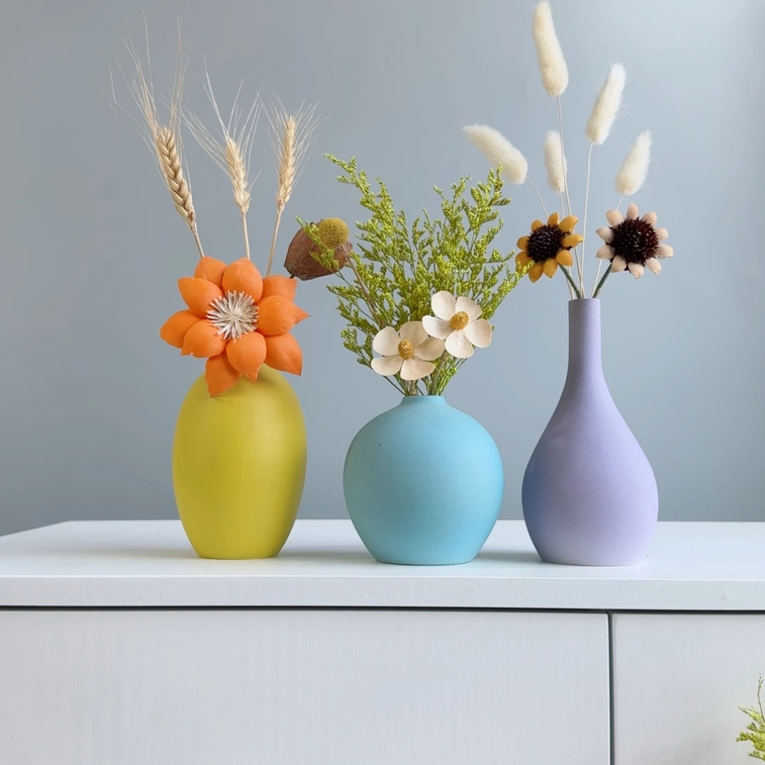 瓷片陶瓷小花瓶含花总高约20-30cm