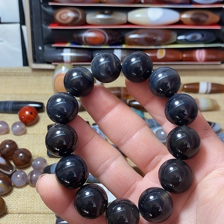 玛瑙/玉髓合金颈饰