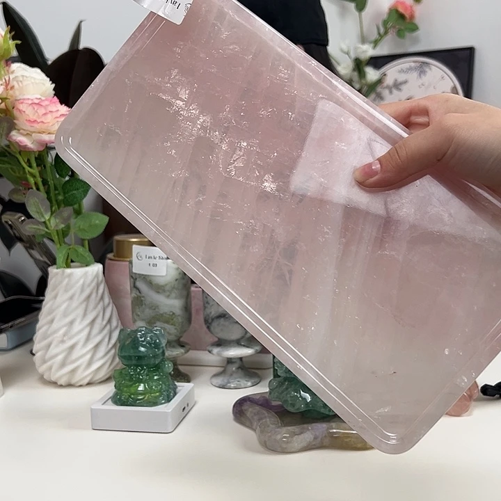 石材w86马达加斯加粉水晶盘