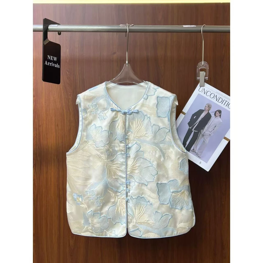 2025新中式提花马甲背心女春季国风气质缎面盘扣坎肩外搭上衣