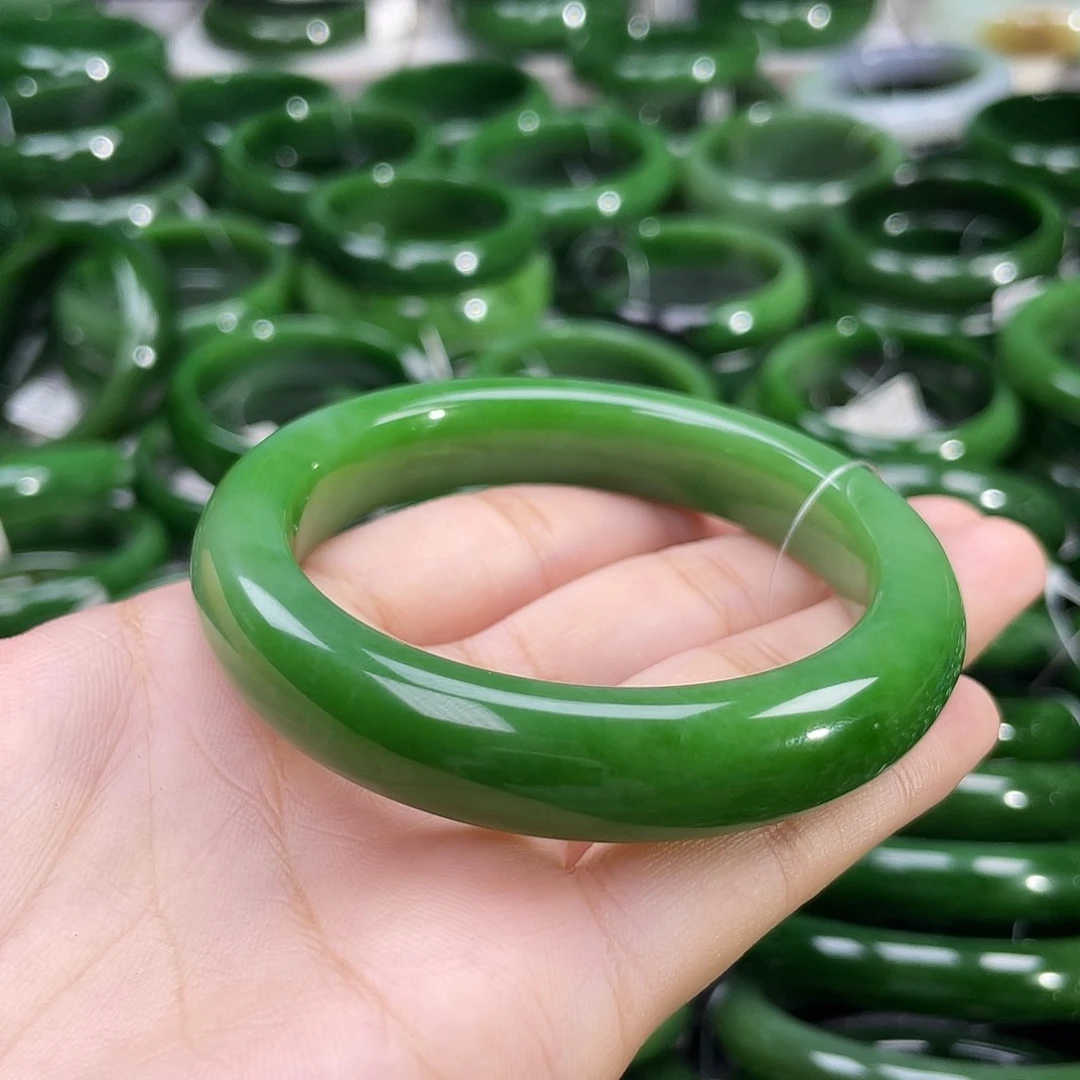 未镶嵌手镯和田玉（碧玉）