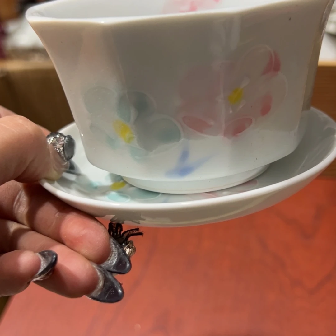 好看的瓷器小杯杯