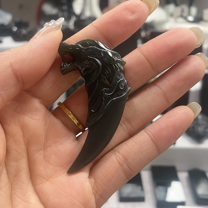 【闪购商品】和田玉（青玉）颈饰未镶嵌黃**狼