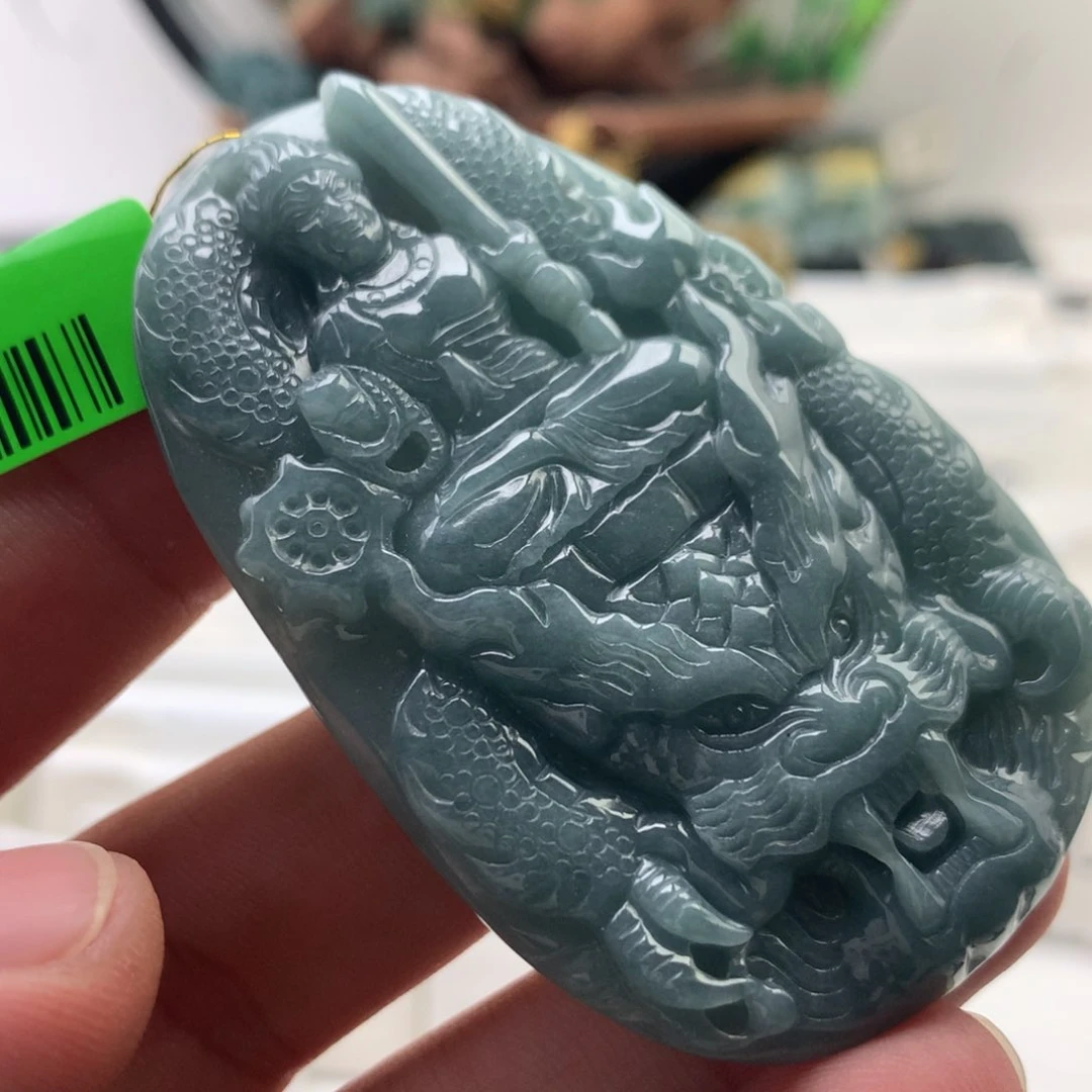 颈饰未镶嵌翡翠不动