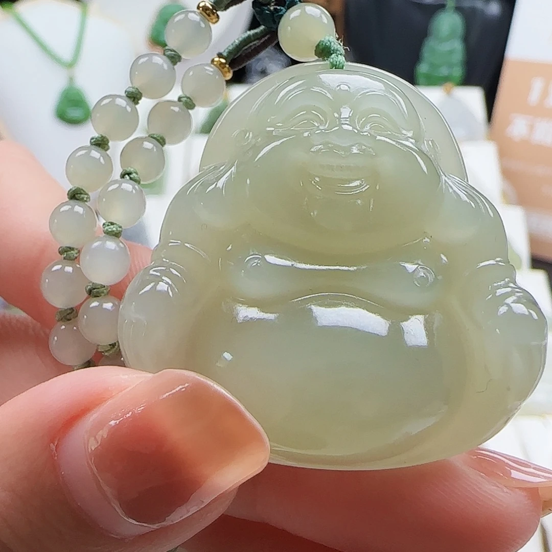 盛***康和田玉未镶嵌颈饰