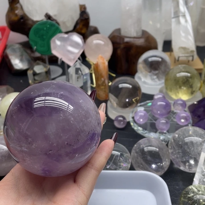 水晶8未镶嵌1****。天然水晶