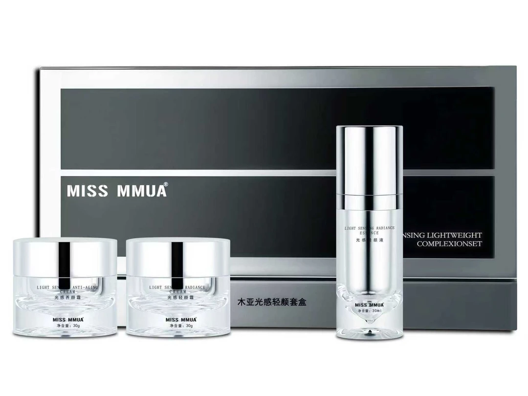 【白玉无瑕 】MISSMMUA木亚光感轻颜套盒